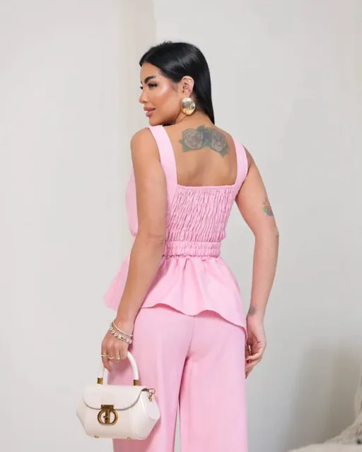 conjunto feminino de alfaiataria pantalona e blusa rosa conjunto feminino de alfaiataria pantalona e blusa rosa